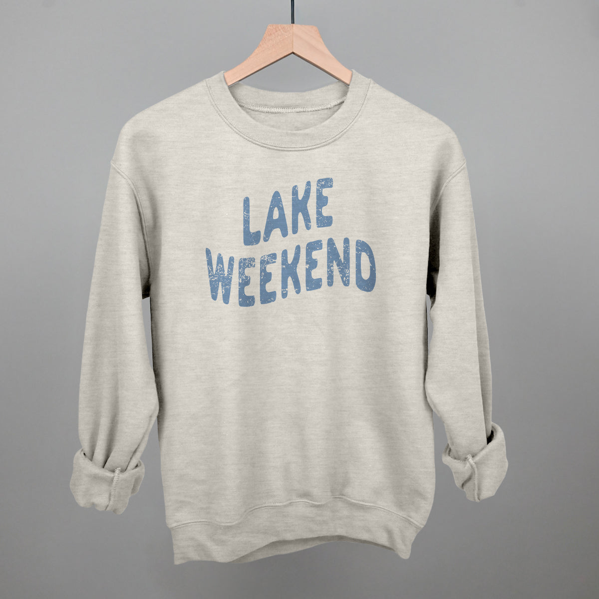 π Lake Weekend Distressed Collection