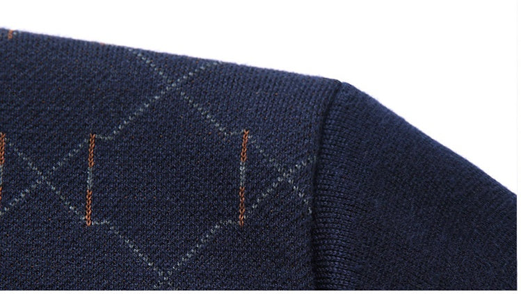 Fleece-Lined Black Pullover - Geometric Pattern Long Sleeve