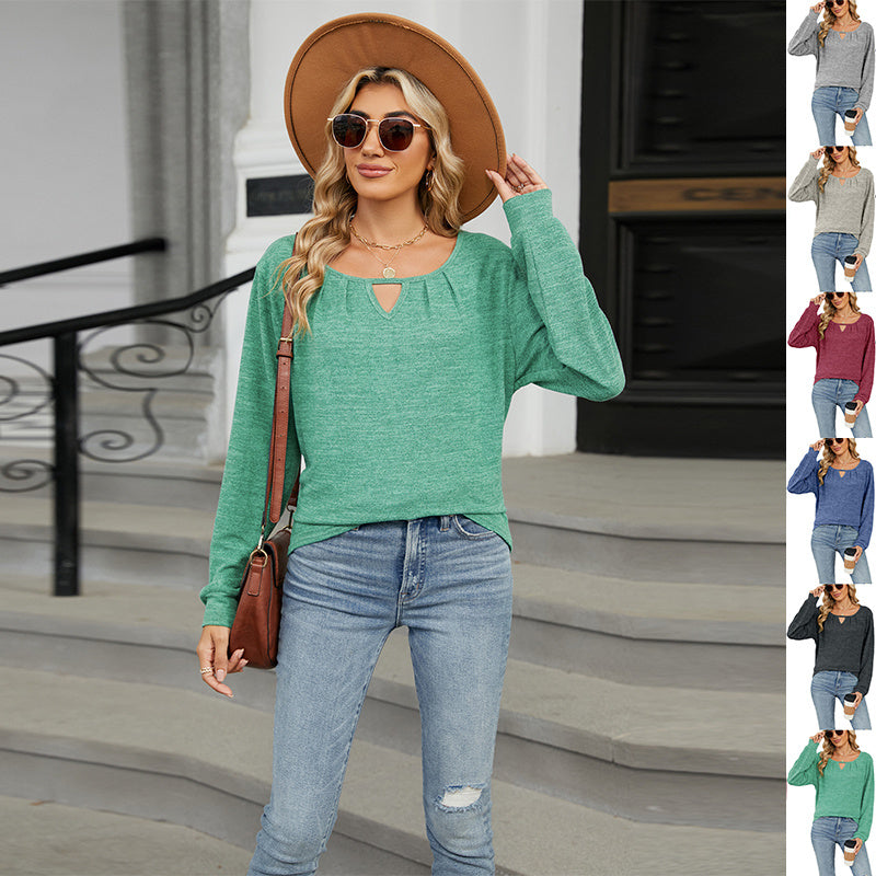 Green cotton cashmere pullover with soft keyhole neckline and long sleeves by Alabaster